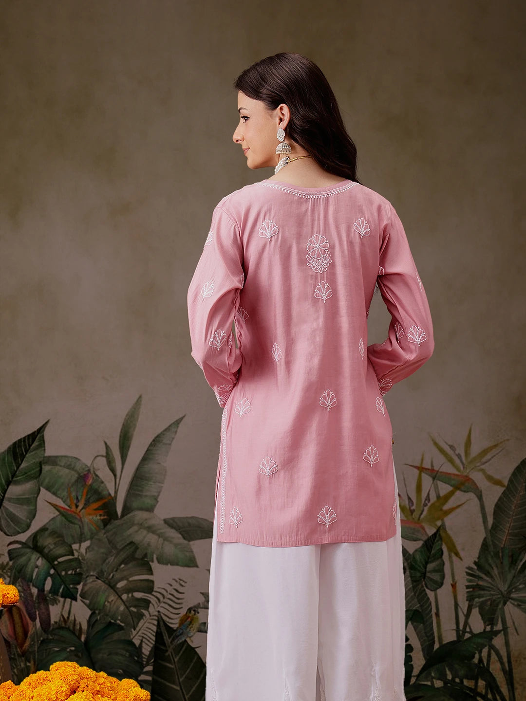 Ada Hand Embroidered Dusty Peach Chanderi Silk Lucknowi Chikankari Short Kurti A911443