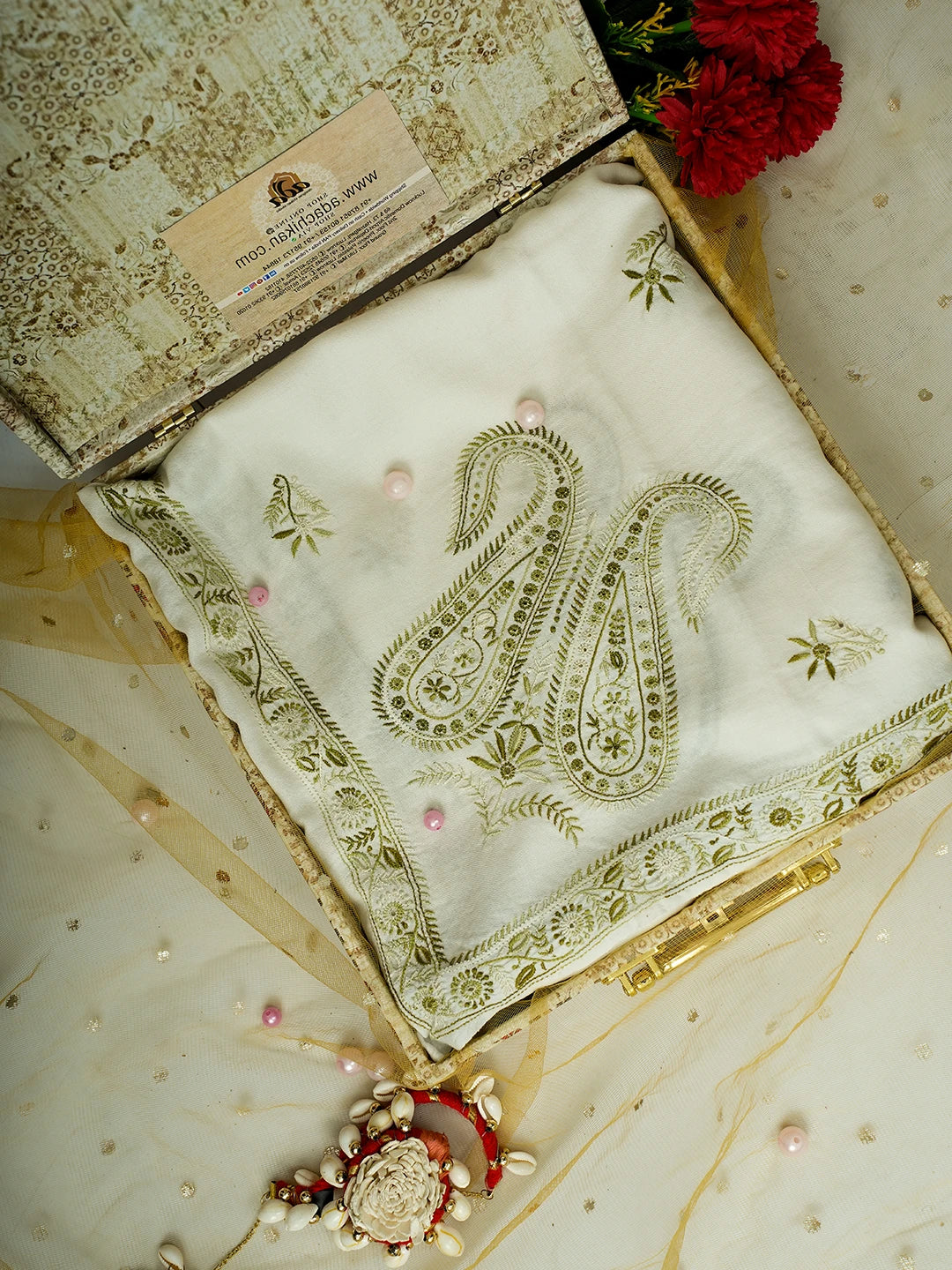 Ada Hand Embroidered White Pashmina Lucknowi Chikankari Do Taar Shawl 01A536070