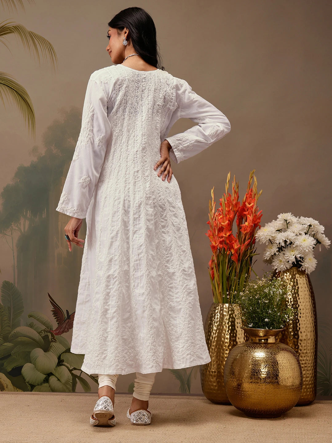 Ada Hand Embroidered White Cotton Lucknowi Chikankari Anarkali A-line Kurta A411737