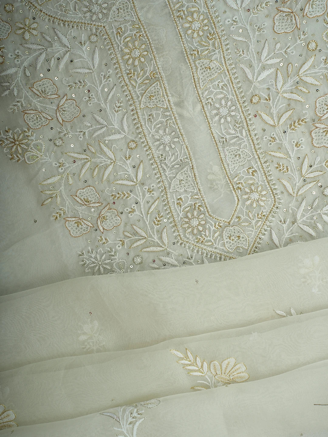 Ada Hand Embroidered White Organza Lucknowi Chikankari Unstitched Kurta Dupatta Set With Cutdana Work 01A590982