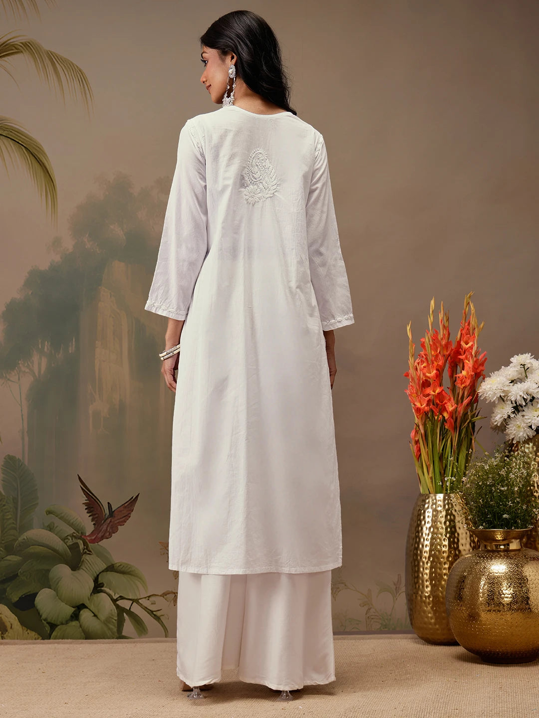 Ada Hand Embroidered White Cotton Lucknowi Chikankari Straight Kurta A411732