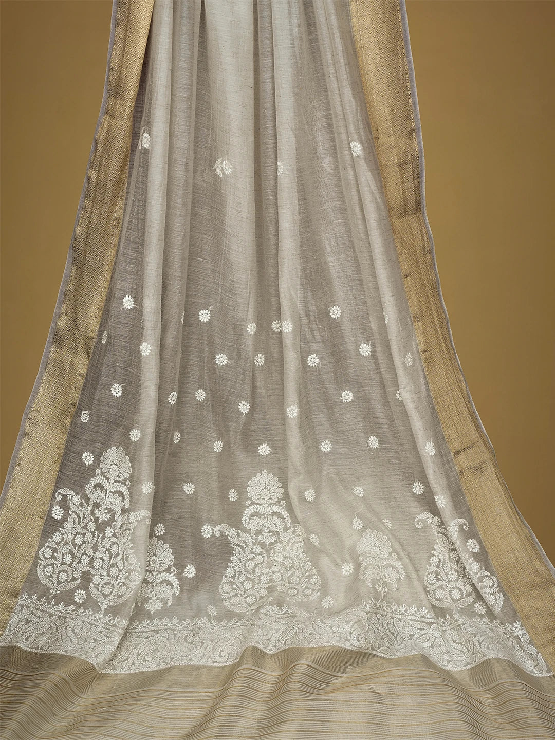 Ada Hand Embroidered White Chanderi Lucknowi Chikankari Saree With Blouse 01A681677