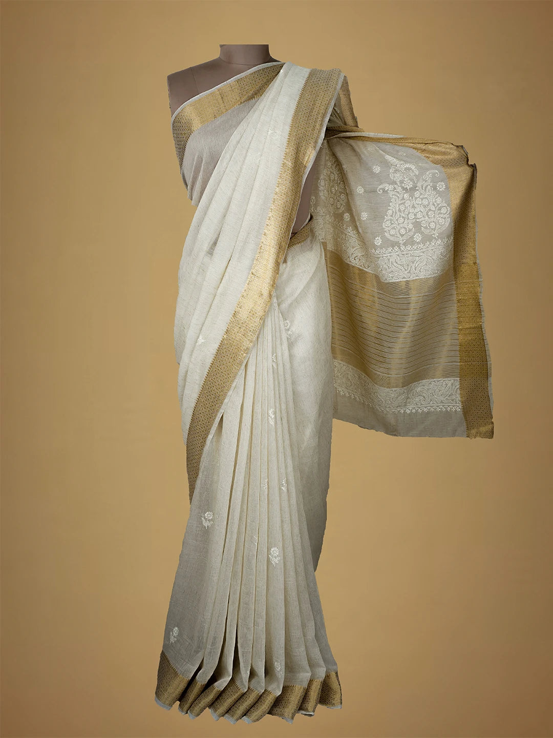 Ada Hand Embroidered White Chanderi Lucknowi Chikankari Saree With Blouse 01A681677