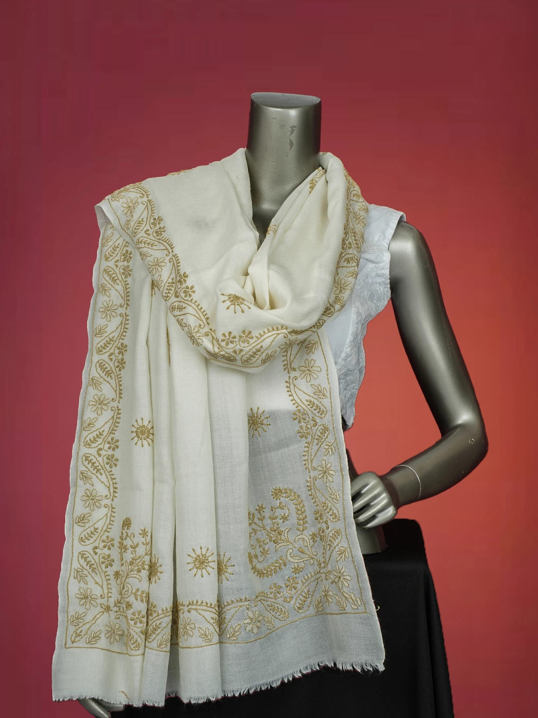 Ada Hand Embroidered White Pashmina Lucknowi Chikankari Chaar Taar Shawl 01A715867