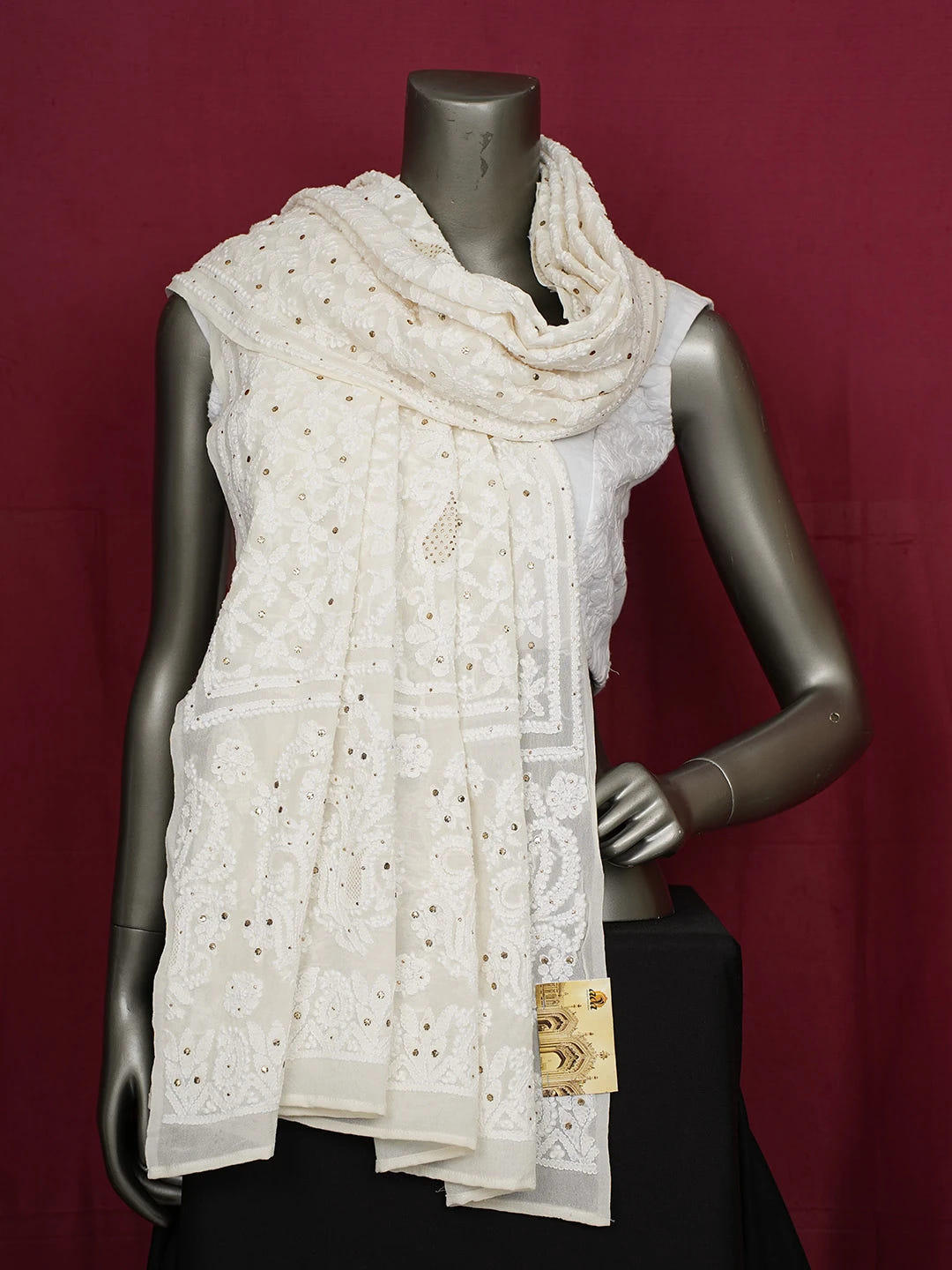 Ada Hand Embroidered White Pure Georgette Lucknowi Chikankari Dupatta With Mukaish Work 01A388551