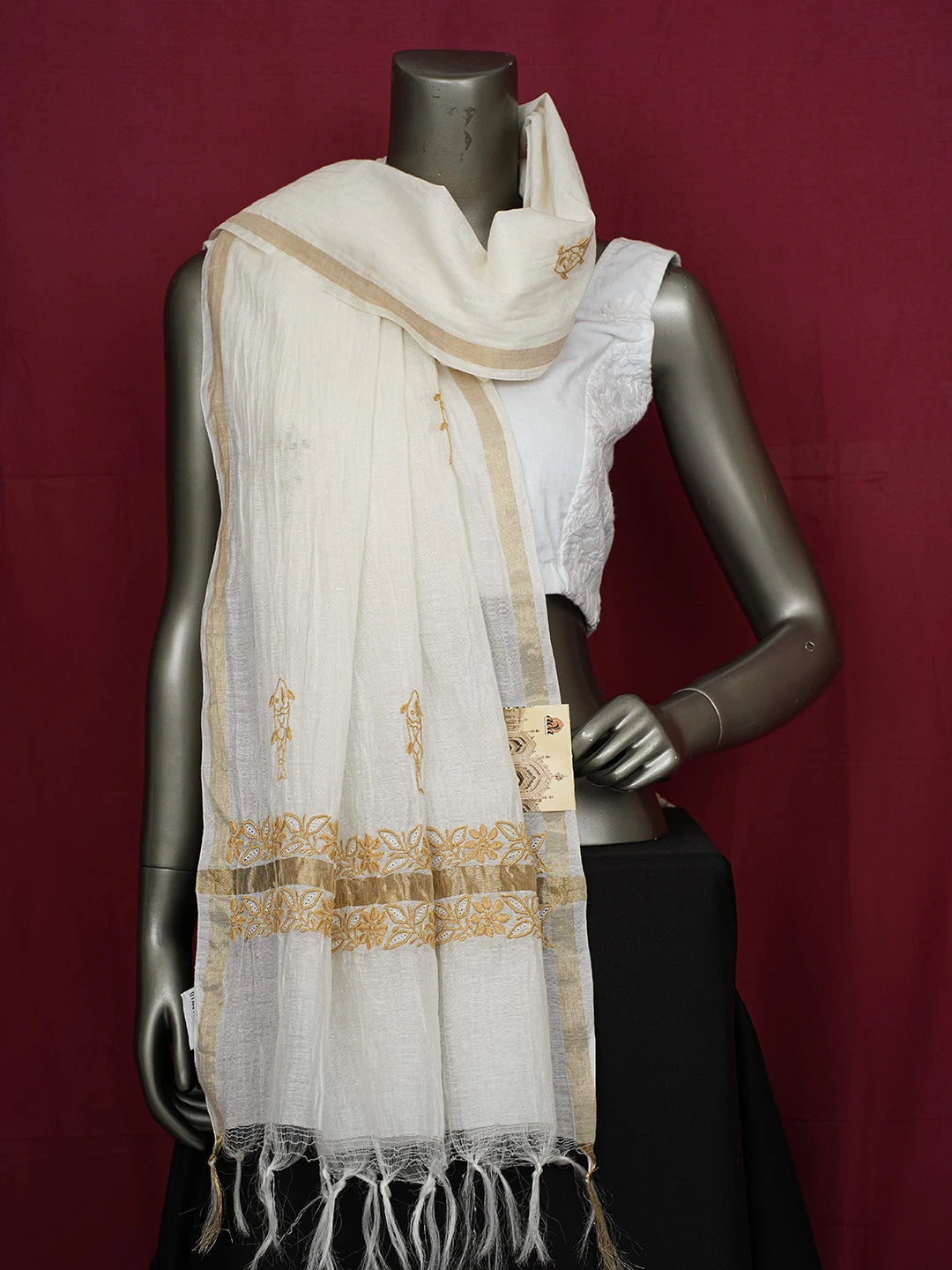 Ada Hand Embroidered White Chanderi Lucknowi Chikankari Dupatta 01A415667