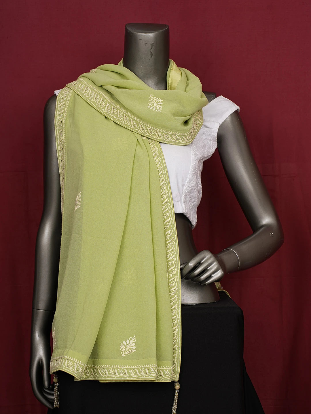 Ada Hand Embroidered Green Pure Georgette Lucknowi Chikankari Dupatta With Mukaish Work 01A719152