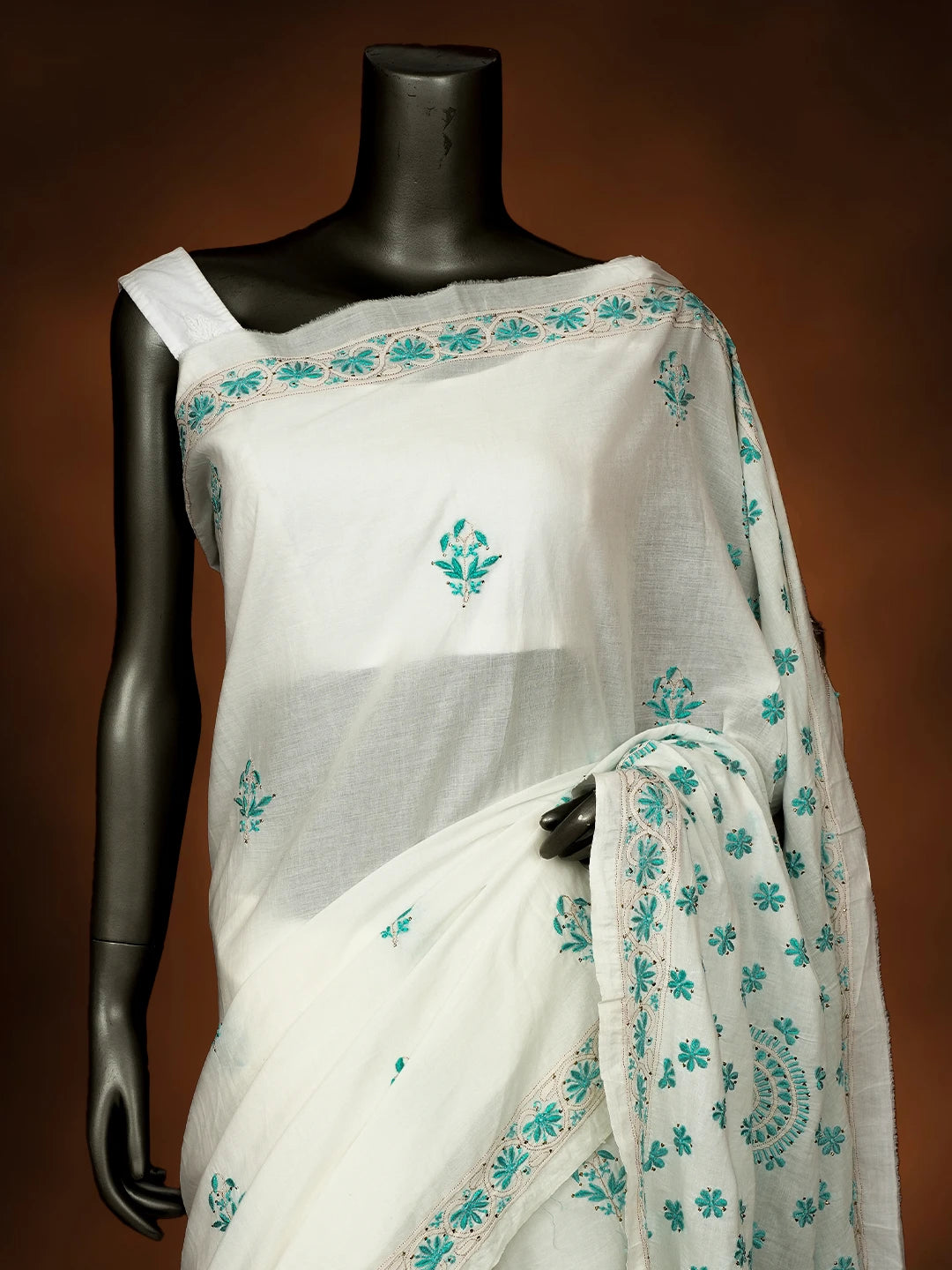 Ada Hand Embroidered White Cotton Lucknowi Chikankari Saree and Blouse With Mukaish Work 01A476963