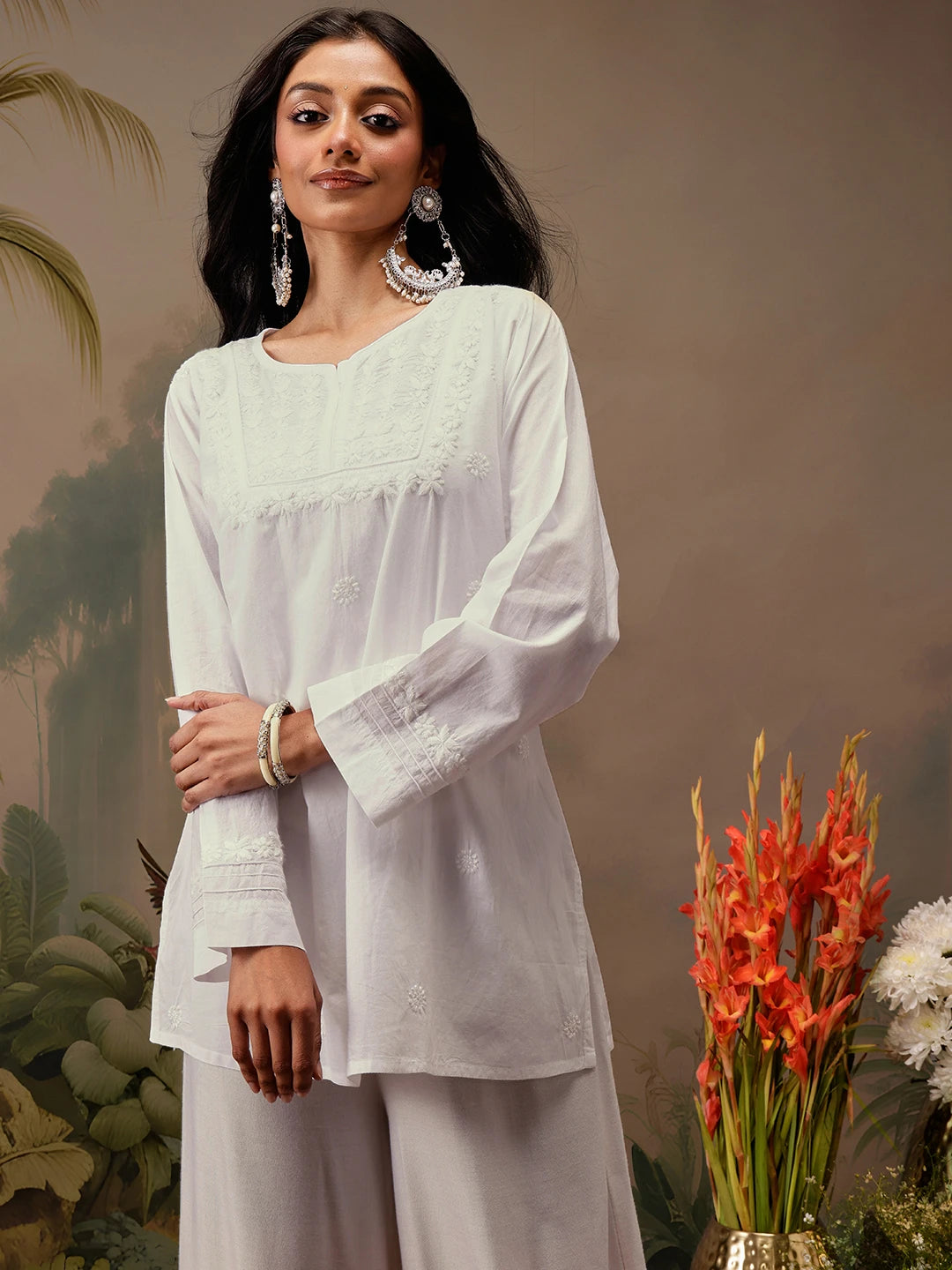Ada Hand Embroidered White Cotton Lucknowi Chikankari Short Kurti A911205