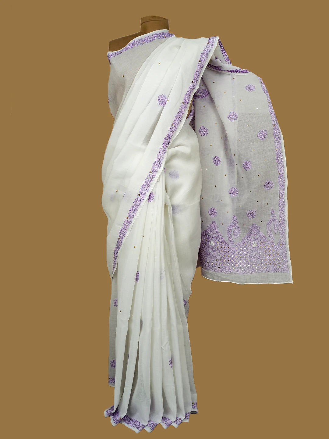 Ada Hand Embroidered White Cotton Lucknowi Chikankari Saree and Blouse With Mukaish Work 01A599607