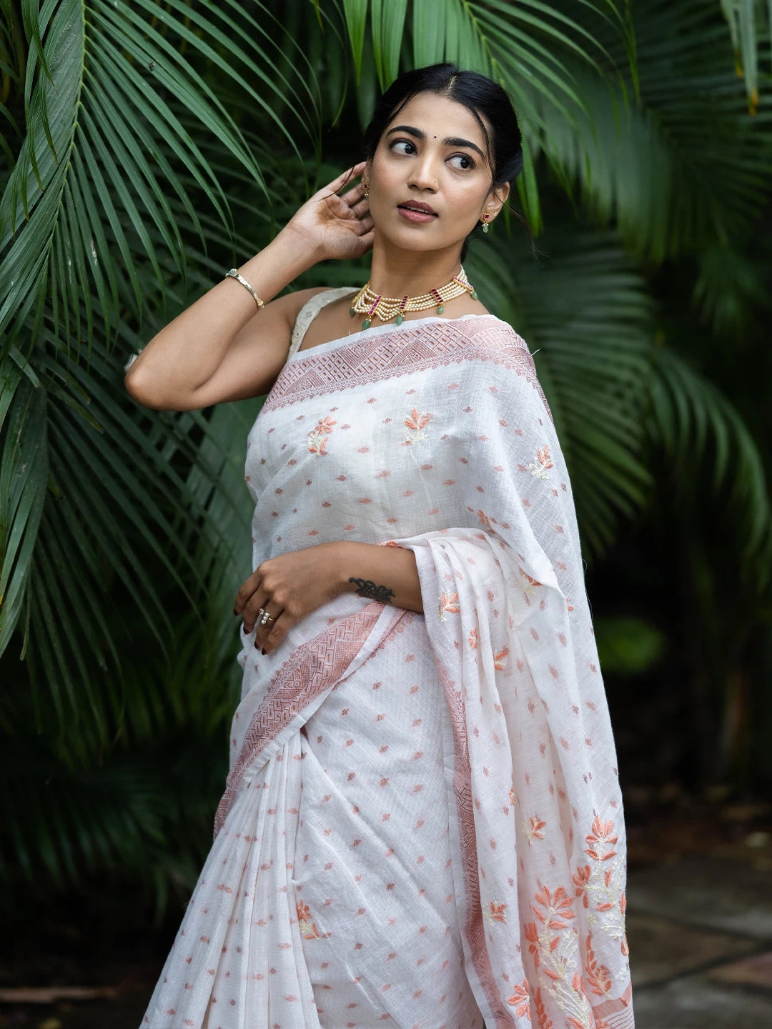 Ada Hand Embroidered Off White Chanderi Lucknowi Chikankari Saree With Blouse A311374