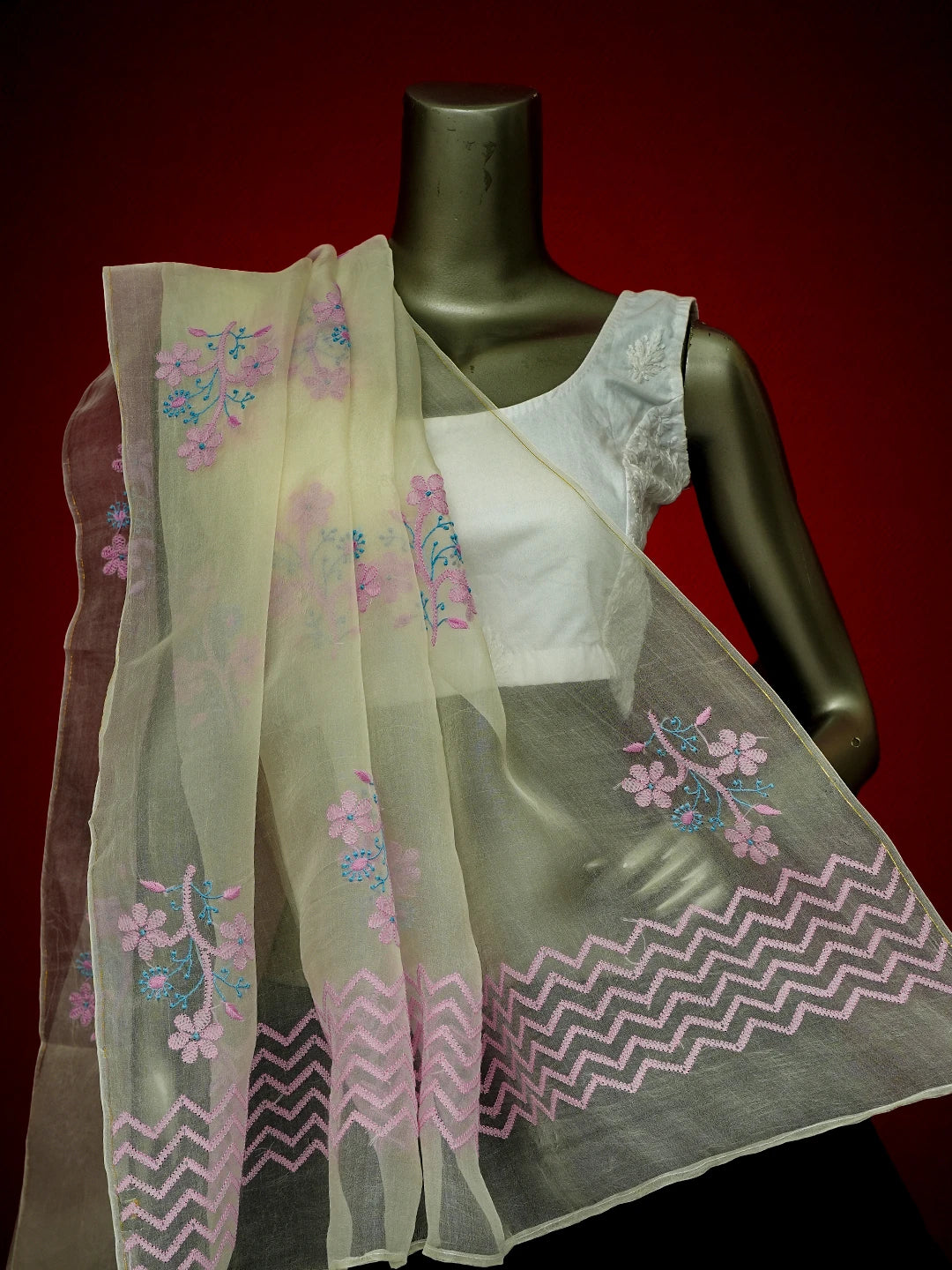 Ada Hand Embroidered White Organza Lucknowi Chikankari Dupatta 01A648862