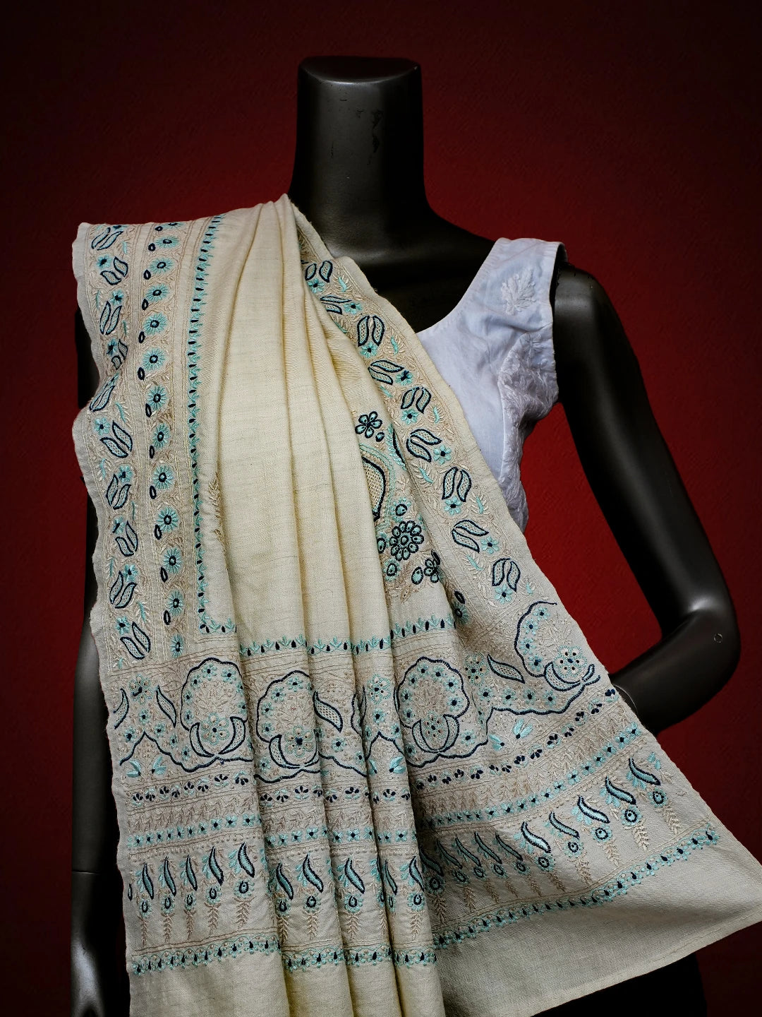 Ada Hand Embroidered Cream Pashmina Lucknowi Chikankari Do Taar Shawl 01A80328