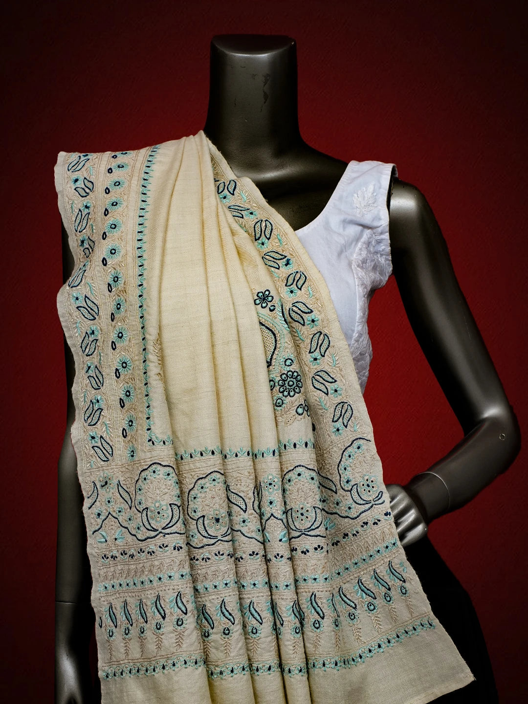 Ada Hand Embroidered Cream Pashmina Lucknowi Chikankari Do Taar Shawl 01A80328