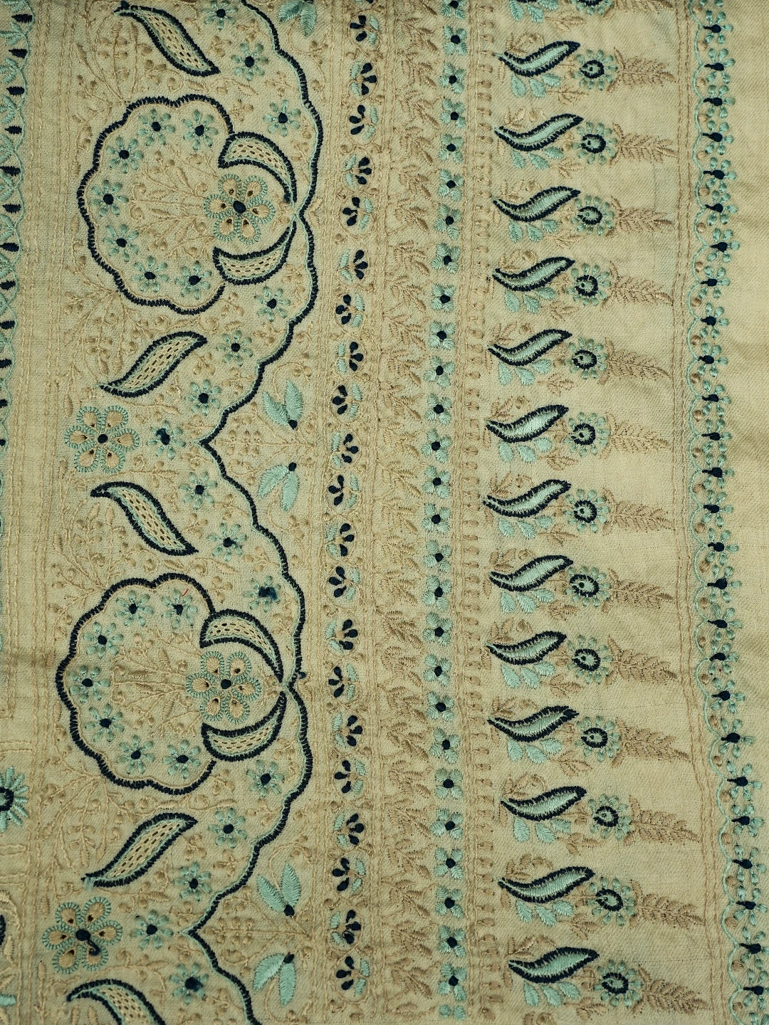 Ada Hand Embroidered Cream Pashmina Lucknowi Chikankari Do Taar Shawl 01A80328