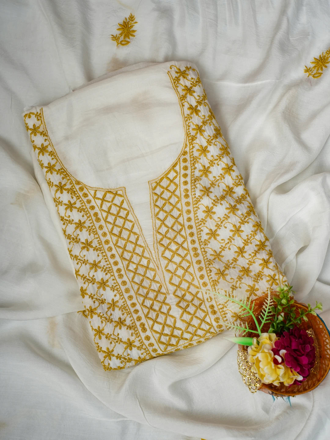 Ada Hand Embroidered White Muslin Lucknowi Chikankari Unstitched Kurta Dupatta Set 01A609988
