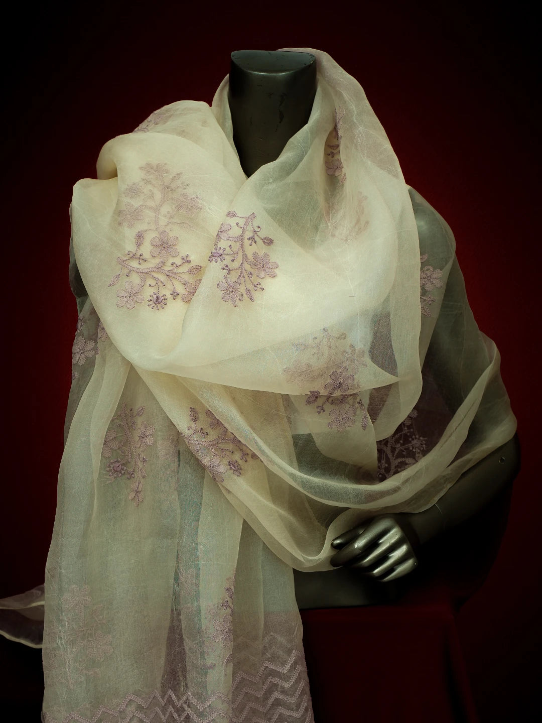 Ada Hand Embroidered Ivory White Organza Lucknowi Chikankari Dupatta With Zari Work 01A673041