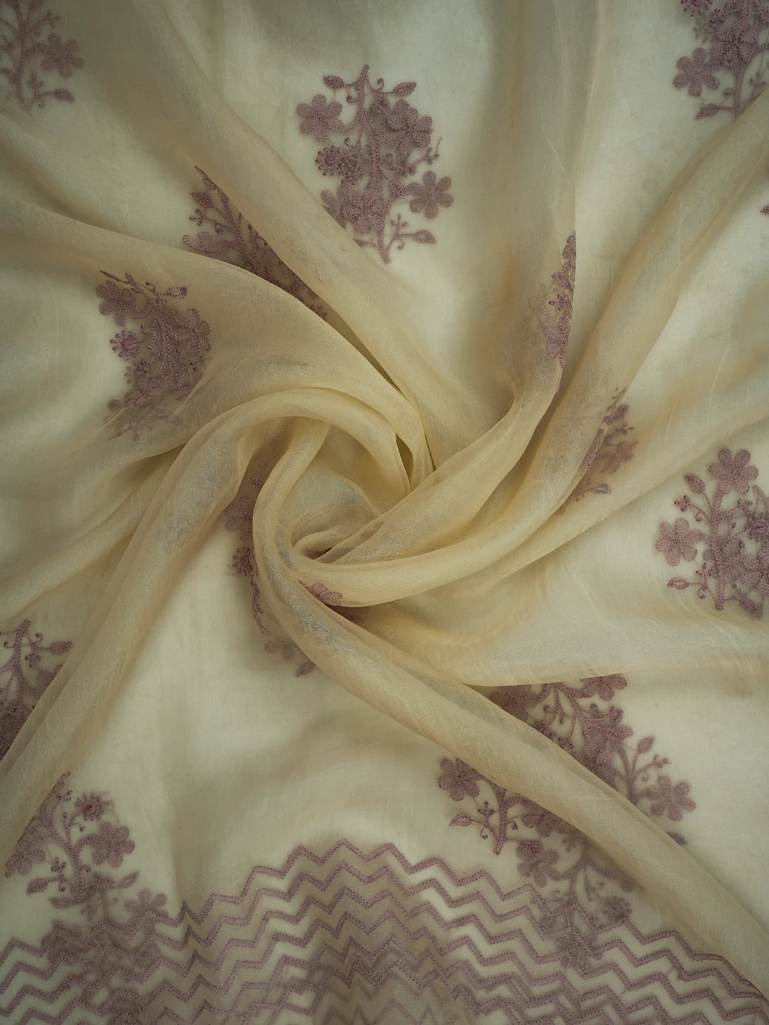 Ada Hand Embroidered Ivory White Organza Lucknowi Chikankari Dupatta With Zari Work 01A673041