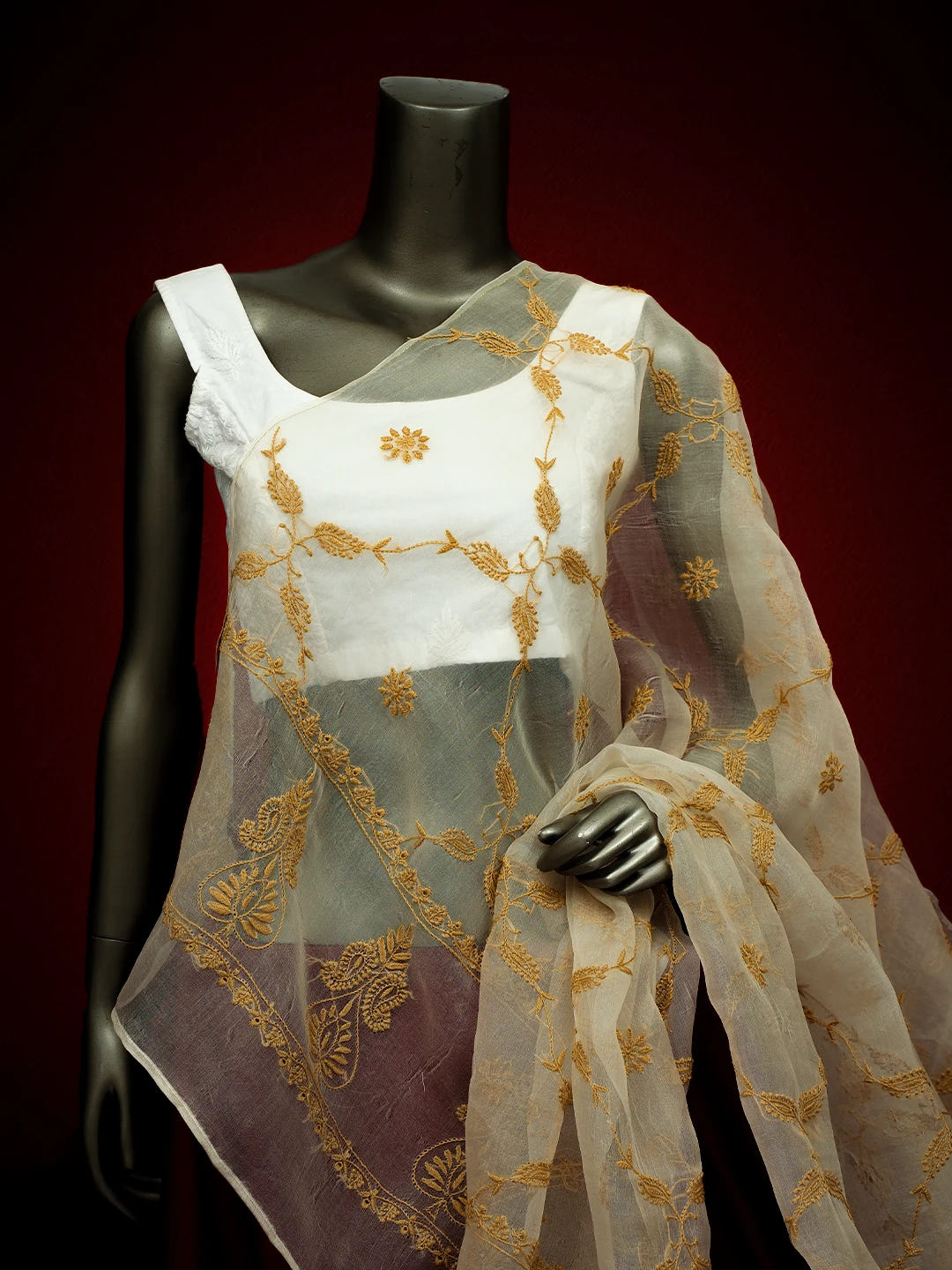 Ada Hand Embroidered Ivory White Organza Lucknowi Chikankari Dupatta With Zari Work 01A695445