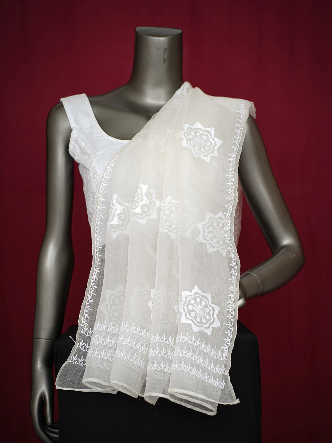Ada Hand Embroidered White Organza Lucknowi Chikankari Dupatta 01A695070