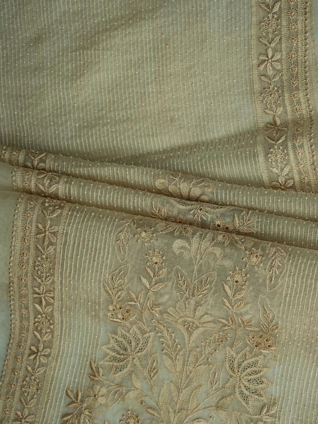 Ada Hand Embroidered Isabelline White Organza Lucknowi Chikankari Unstitched Kurta Dupatta Set With Pearl Work 01A689427