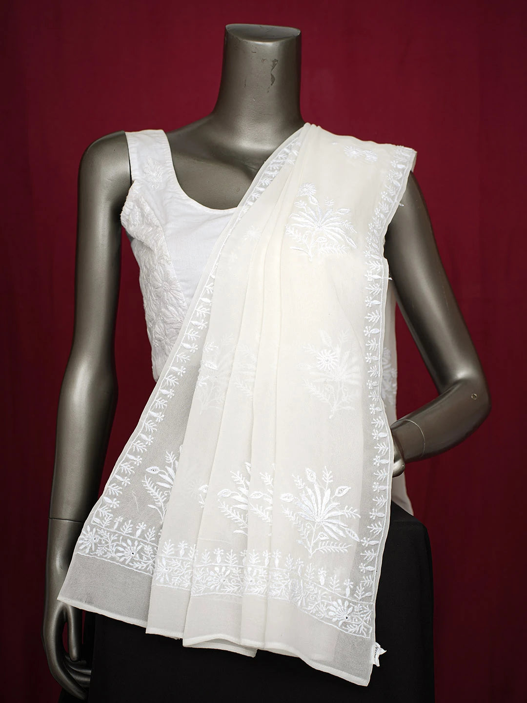 Ada Hand Embroidered White Pure Georgette Lucknowi Chikankari Dupatta 01A716007