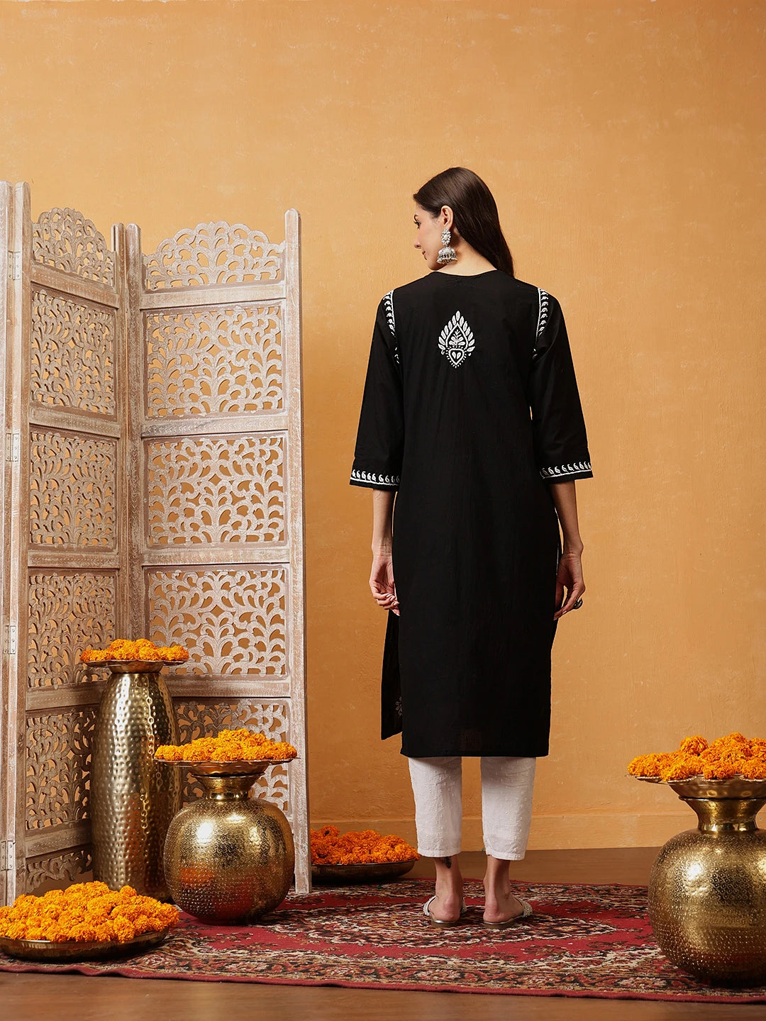 Ada Hand Embroidered Black Cotton Lucknowi Chikankari Straight Kurta A411751