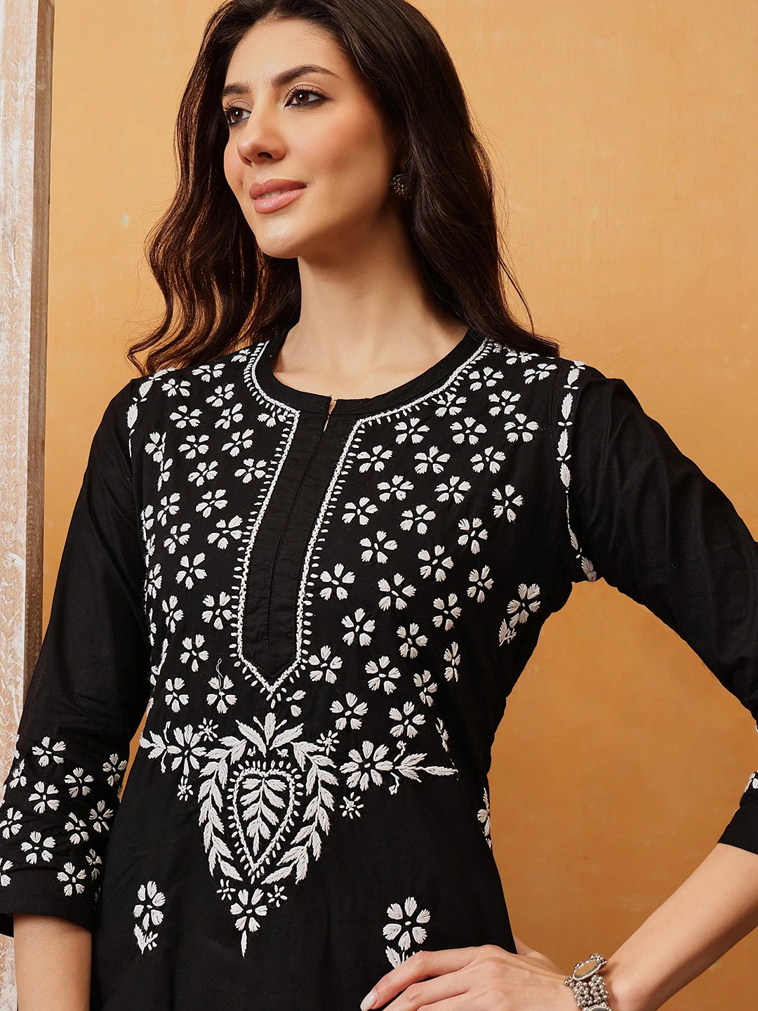 Ada Hand Embroidered Black Cotton Lucknowi Chikankari Straight Kurta A411750