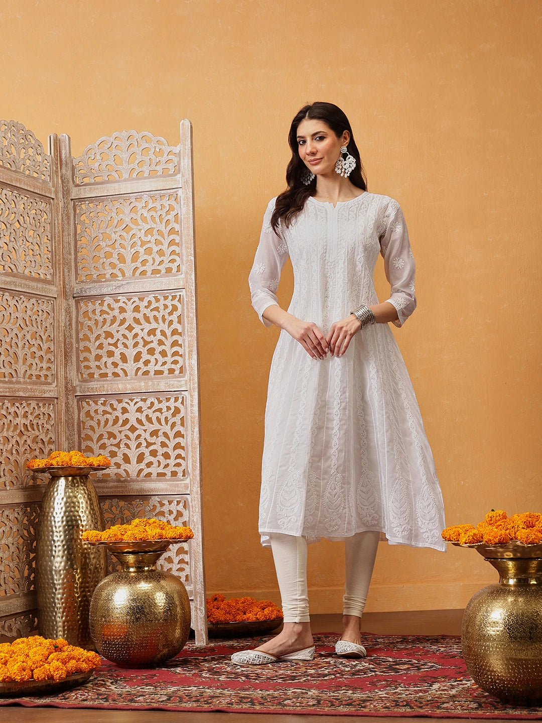 Ada Hand Embroidered White Cotton Lucknowi Chikankari Anarkali A-line Kurta A411731