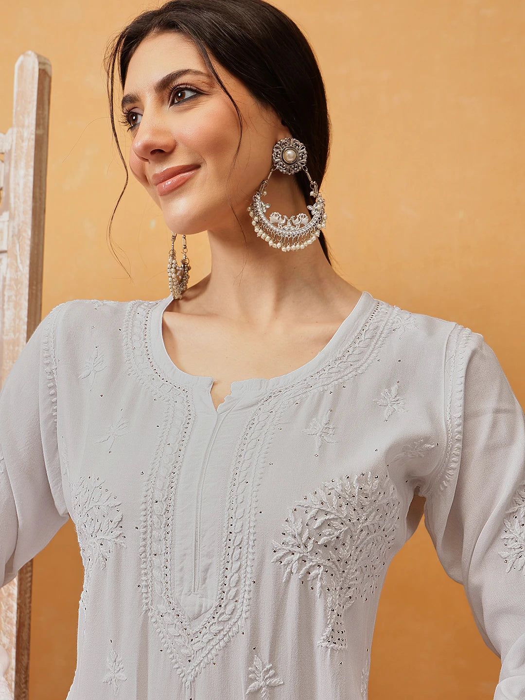 Ada Hand Embroidered White Cotton Lucknowi Chikankari Straight Kurta/Palazzo Set With Muqaish Work A100487