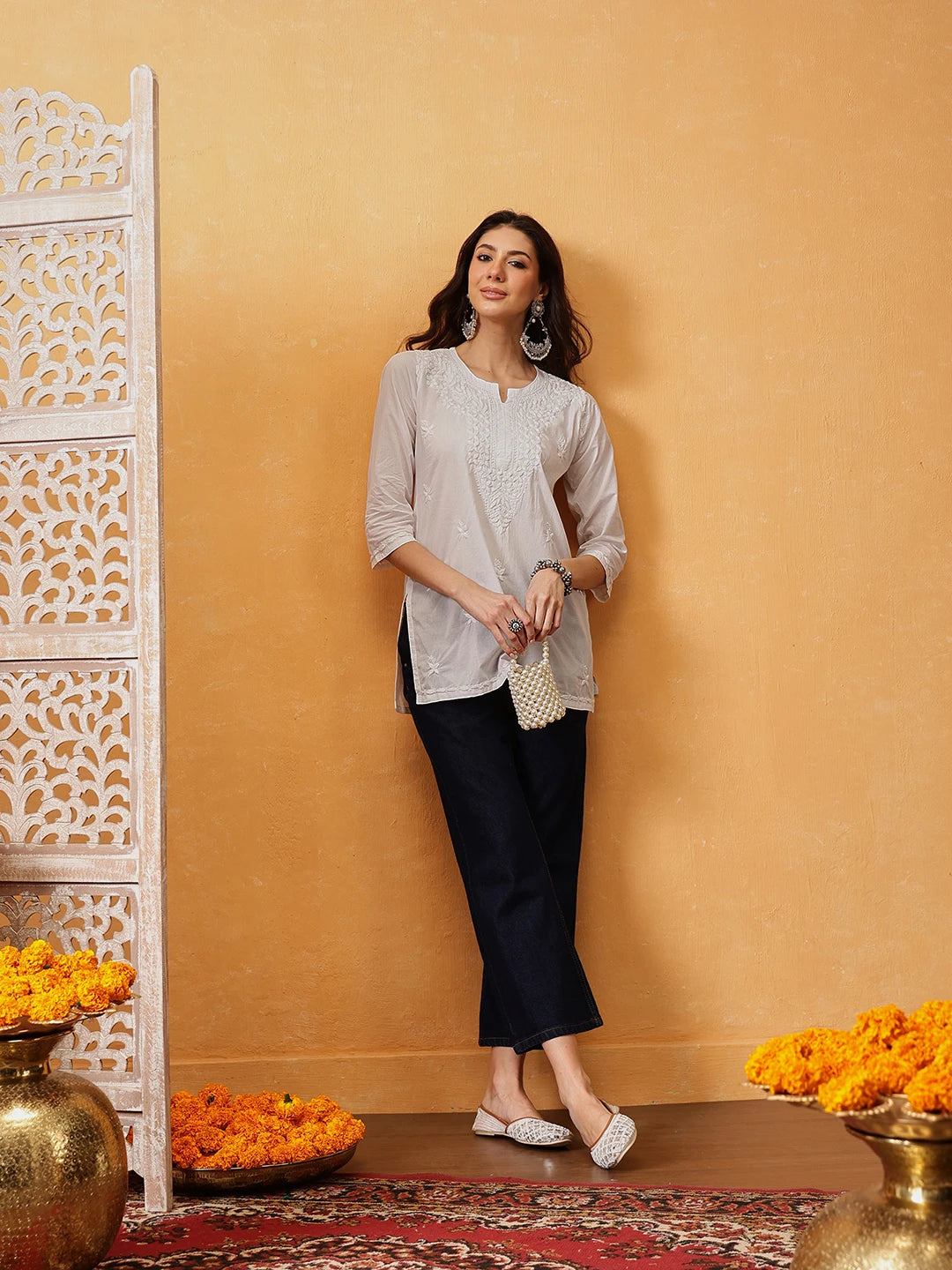 Ada Hand Embroidered White Cotton Lucknowi Chikankari Short Kurti A911480