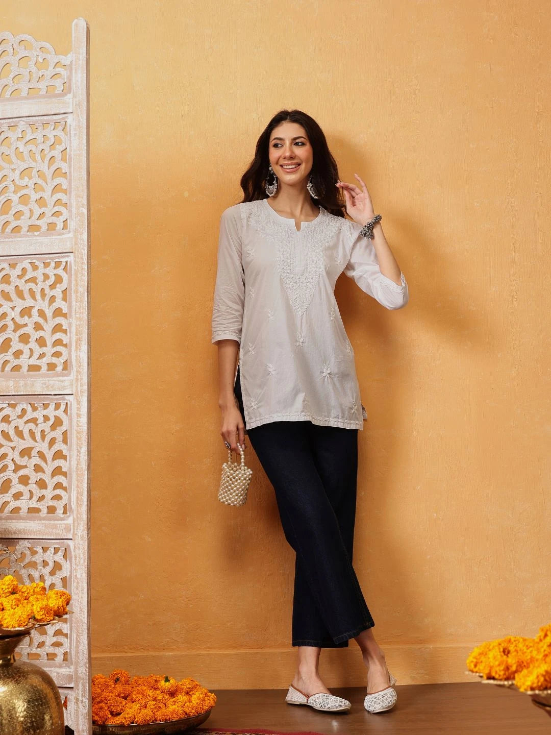 Ada Hand Embroidered White Cotton Lucknowi Chikankari Short Kurti A911480