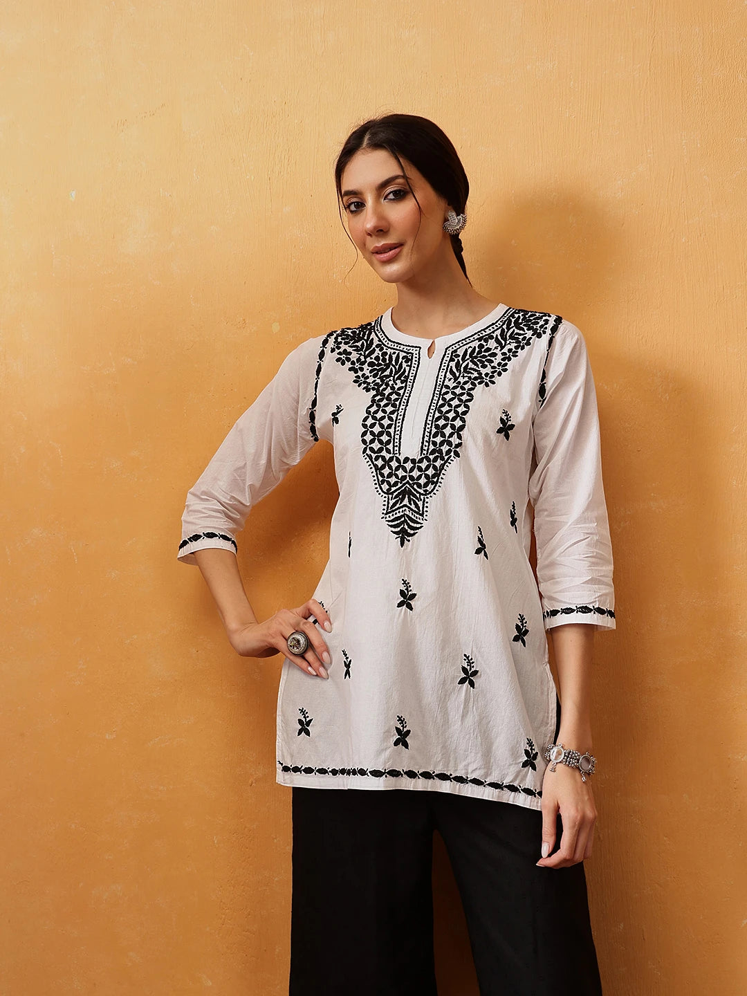 Ada Hand Embroidered White Cotton Lucknowi Chikankari Short Kurti A911479