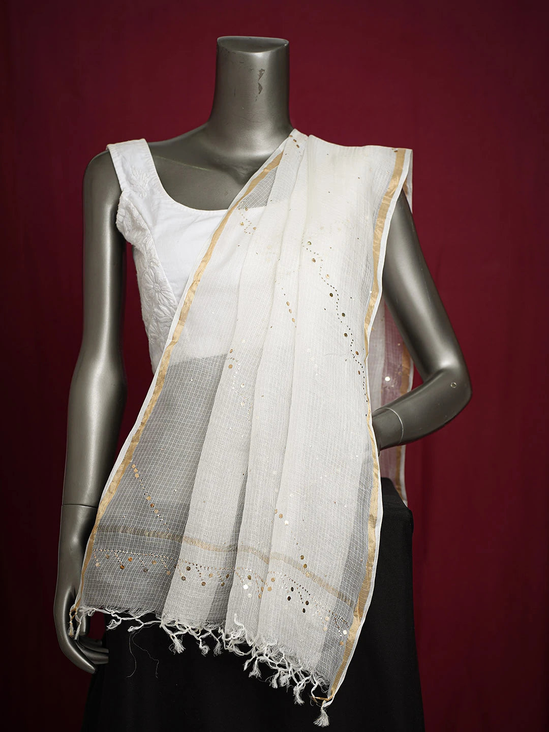 Ada Hand Embroidered White Kota Silk Dupatta With Muqaish Work 01A706668