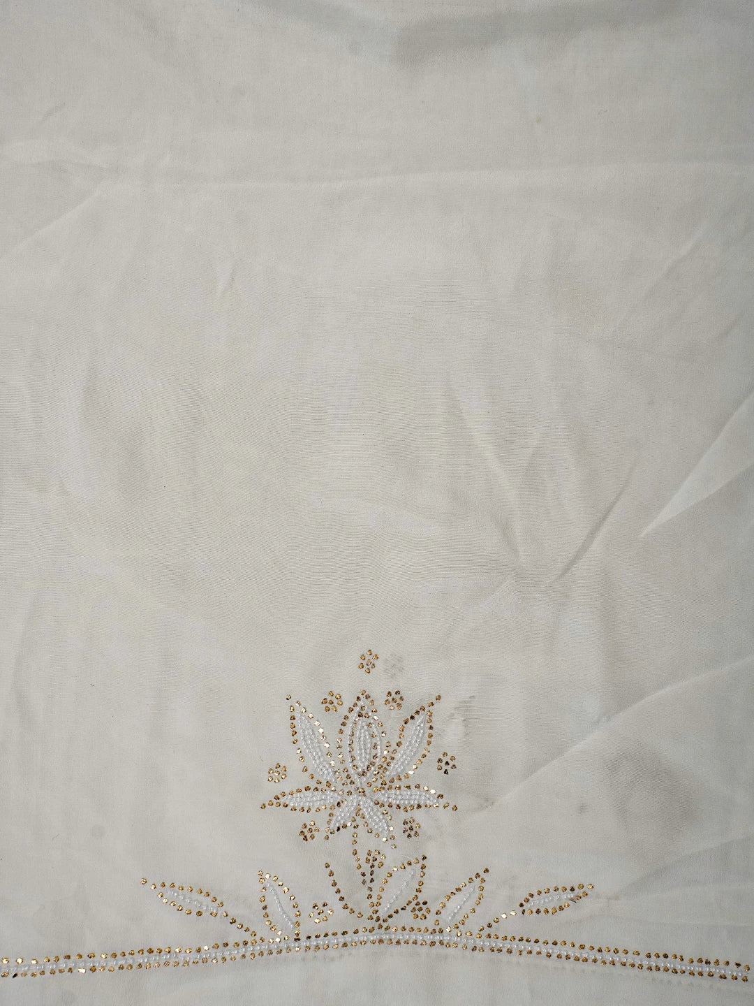 Ada Hand Embroidered White Pure Crepe Lucknowi Chikankari Saree and Blouse With Mukaish Work 01A509587