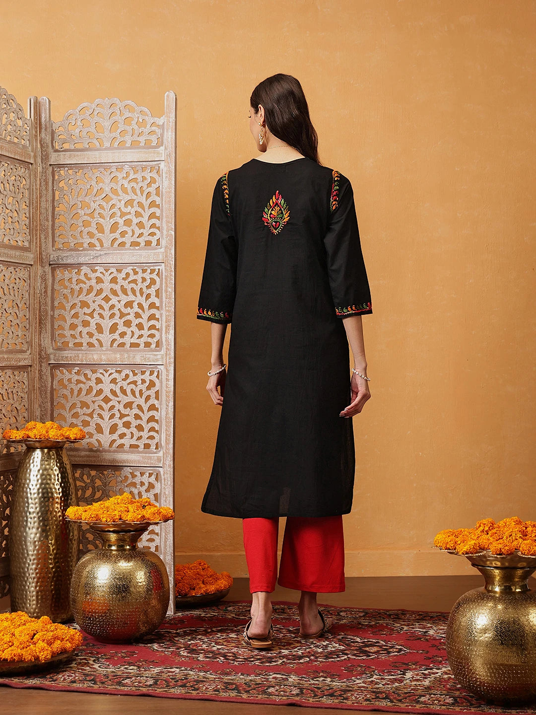 Ada Hand Embroidered Black Cotton Lucknowi Chikankari Straight Kurta A411752