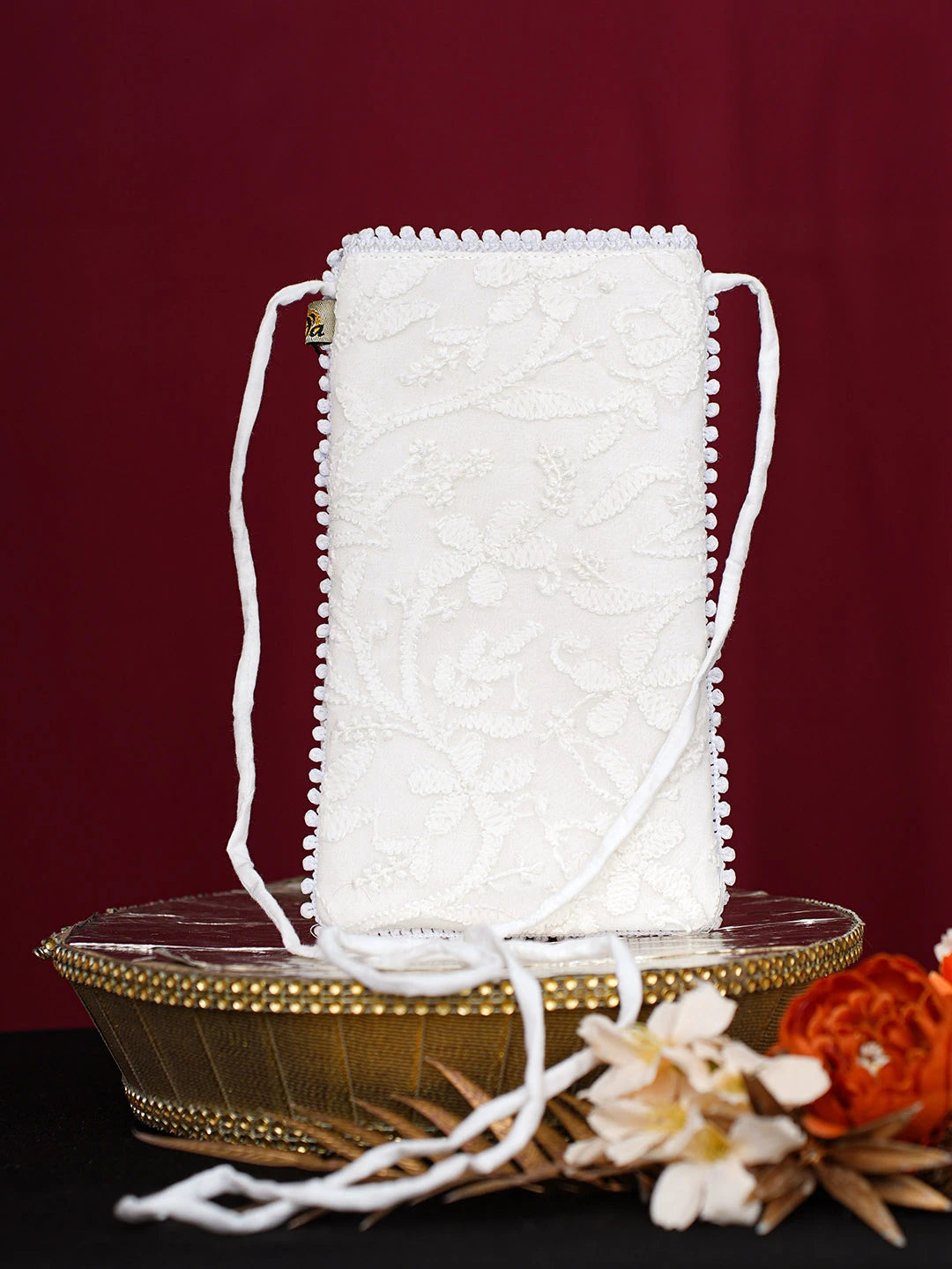 Ada Hand Embroidered White Georgette Lucknowi Chikankari Mobile Cover 01A748808