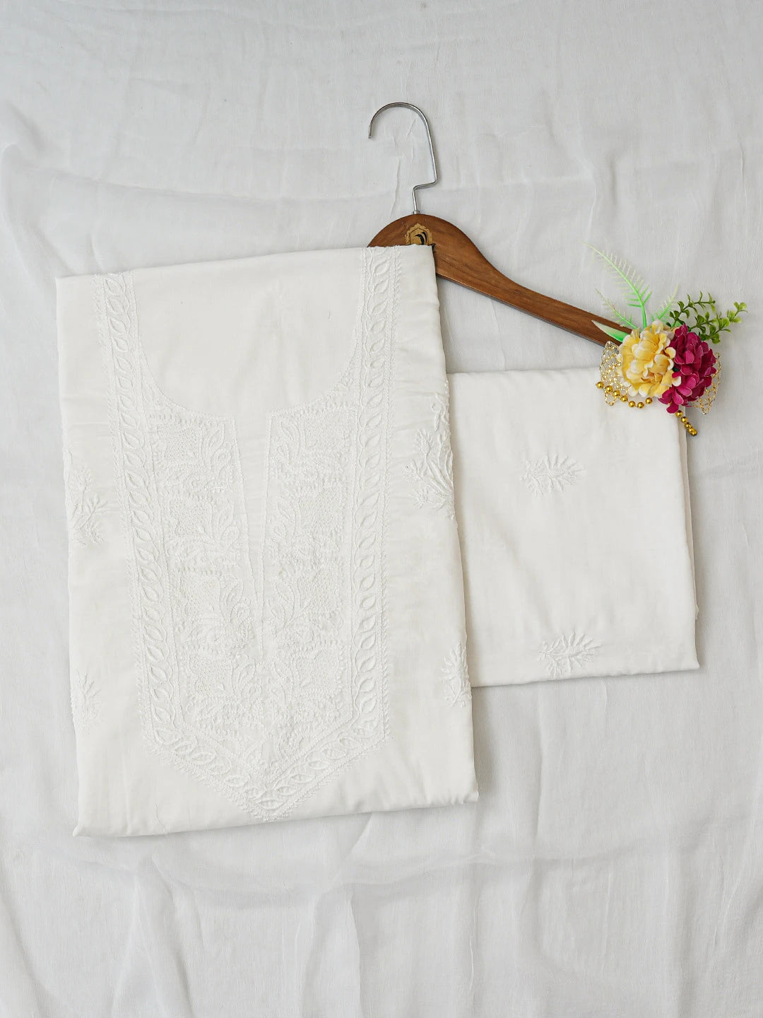 Ada Hand Embroidered White Cotton Lucknowi Chikankari Unstitched Suit Piece 01A646088