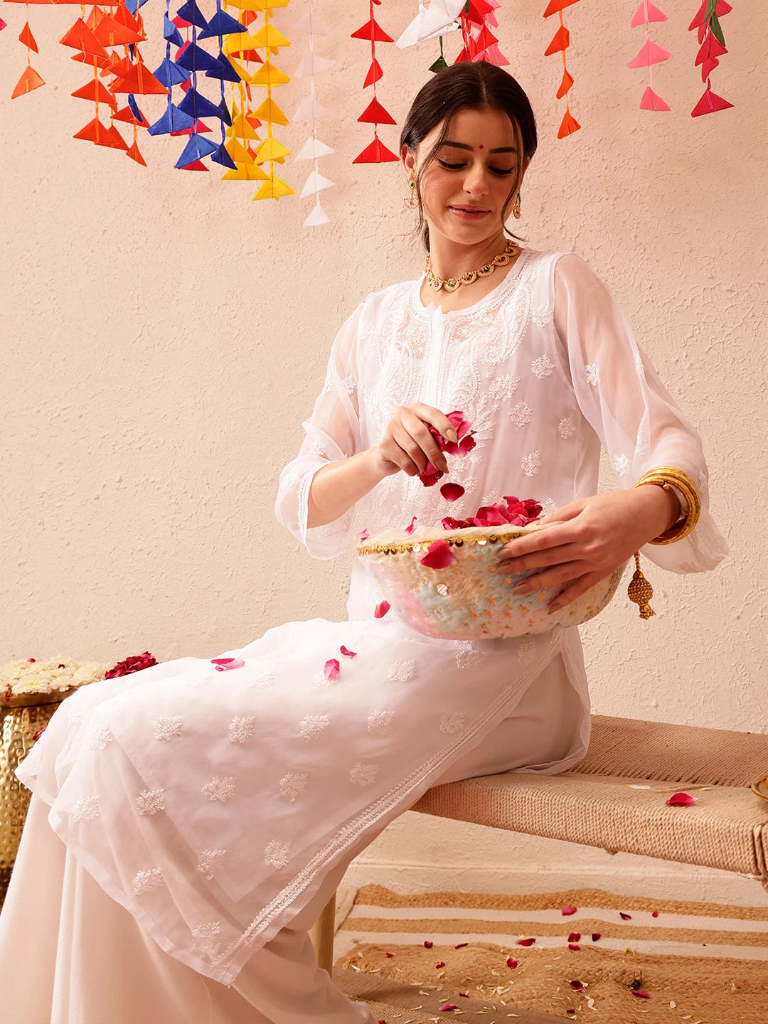 Ada Hand Embroidered White Georgette Lucknowi Chikankari Straight Kurta With Slip A138791