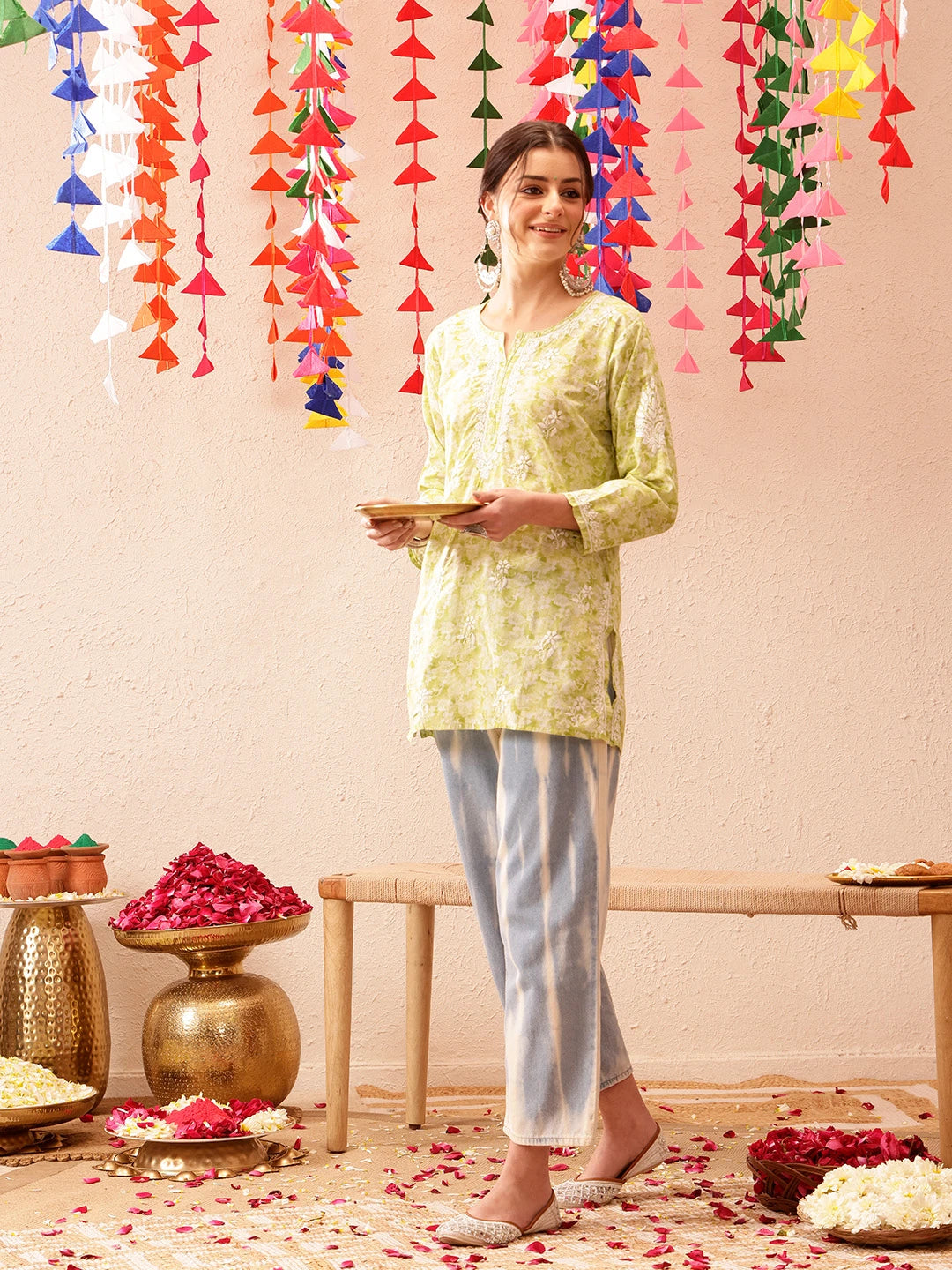 Ada Hand Embroidered Green Cotton Lucknowi Chikankari Short Kurti A911219