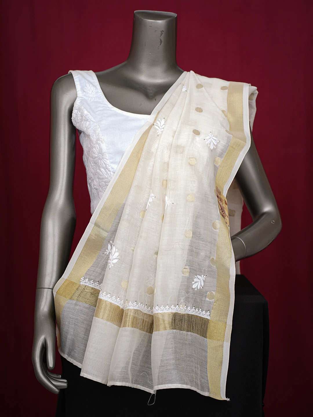 Ada Hand Embroidered Ivory White Chanderi Lucknowi Chikankari Dupatta With Zari Work 01A462053