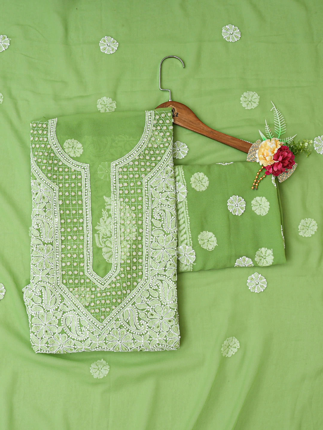 Ada Hand Embroidered Green Georgette Lucknowi Chikankari Unstitched Suit Piece With Pearl Work 01A536041