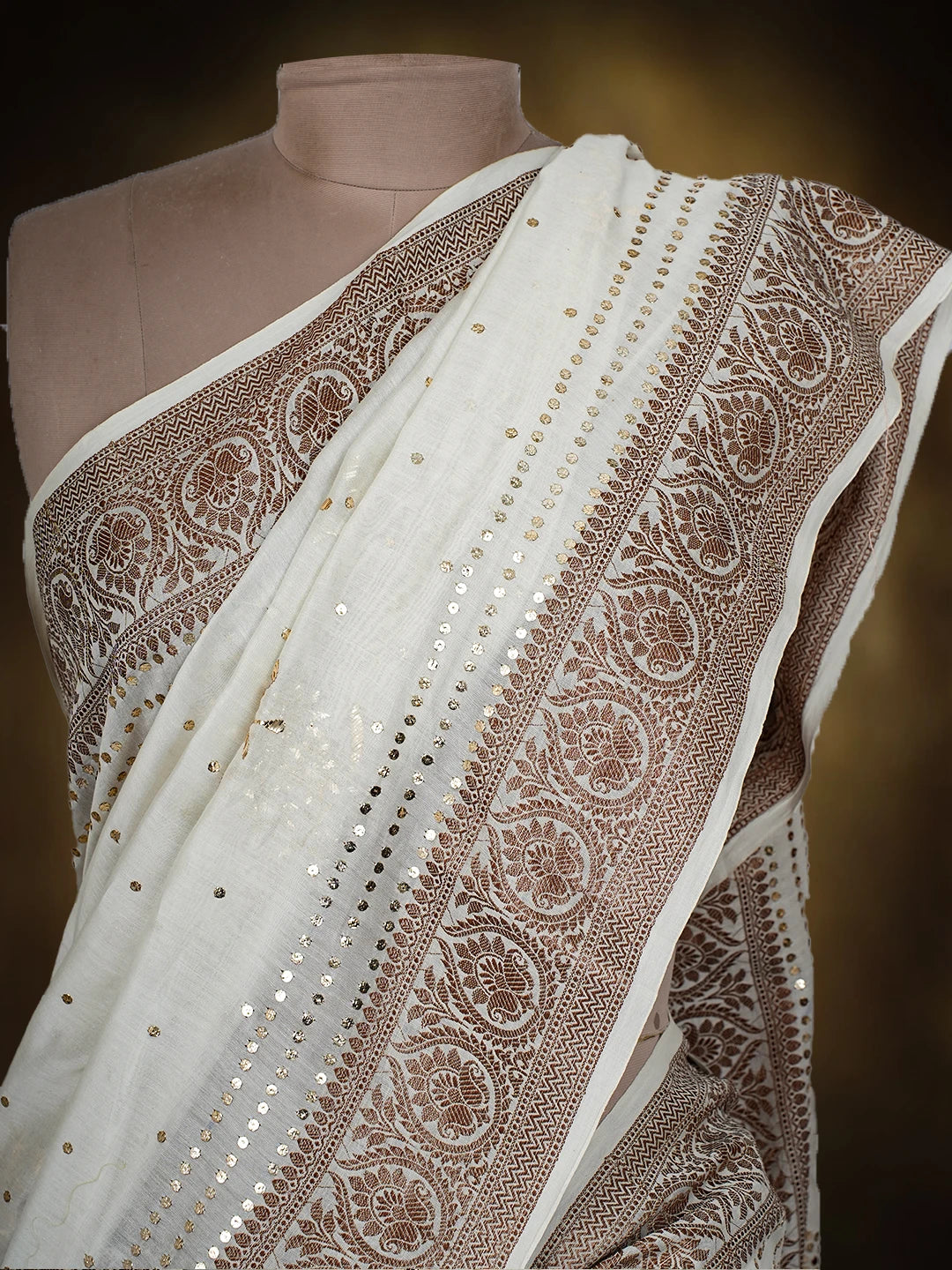 Ada Hand Embroidered White Chanderi Lucknowi Chikankari Saree and Blouse With Mukaish Work 01A589143