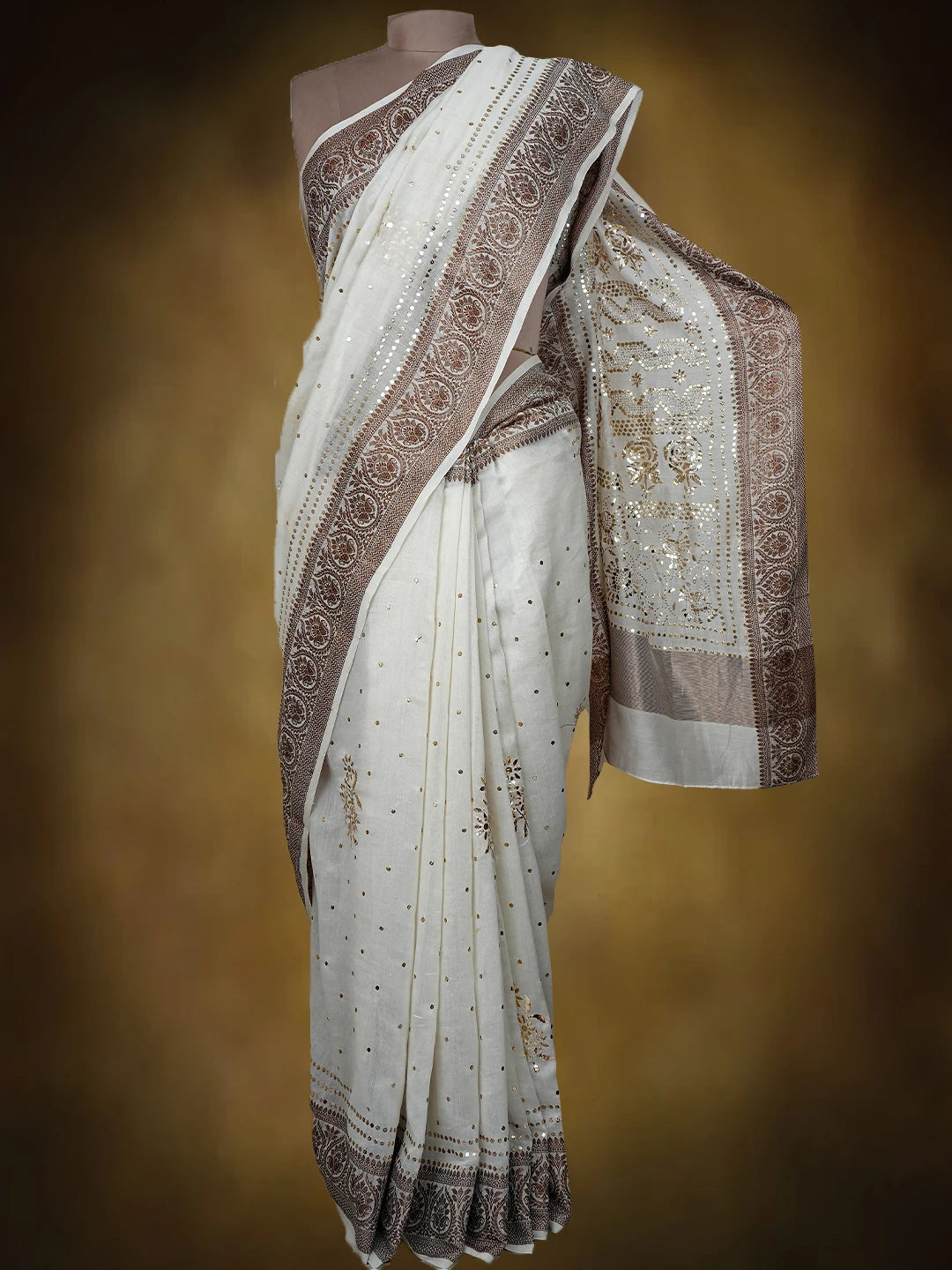 Ada Hand Embroidered White Chanderi Lucknowi Chikankari Saree and Blouse With Mukaish Work 01A589143