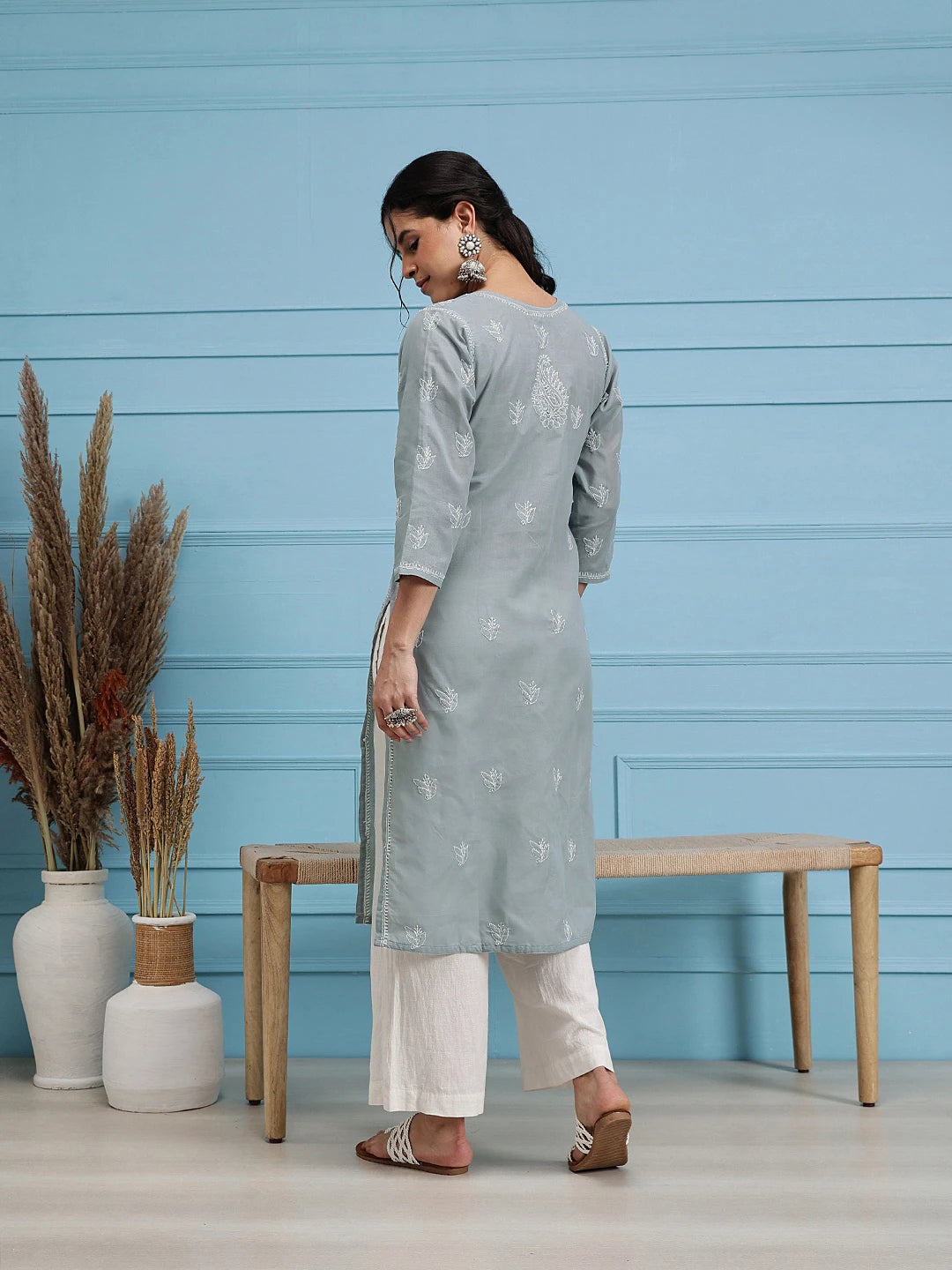 Ada Hand Embroidered Grey Cotton Lucknowi Chikan Straight Kurta A411385