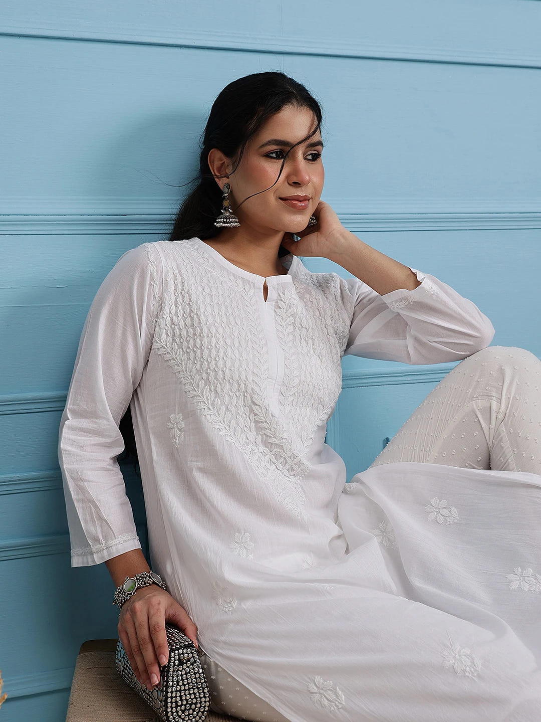 Ada Hand Embroidered White Cotton Lucknowi Chikankari Straight Kurta A411507