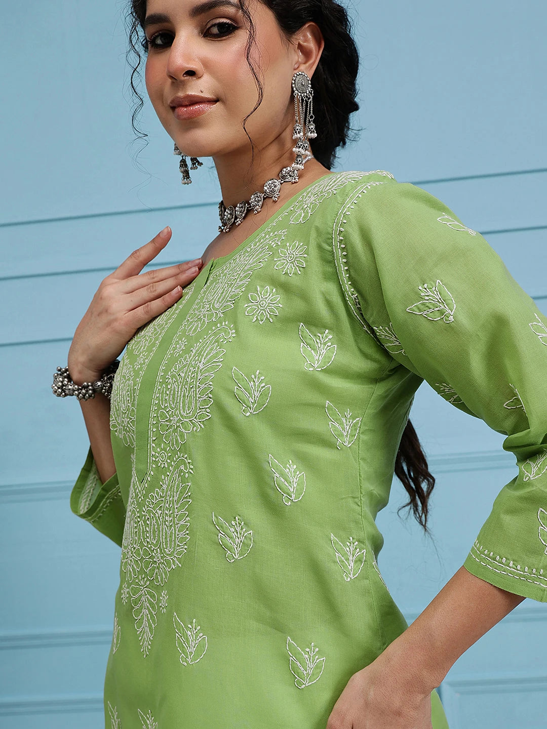 Ada Hand Embroidered Green Cotton Lucknowi Chikankari Straight Kurta A231437