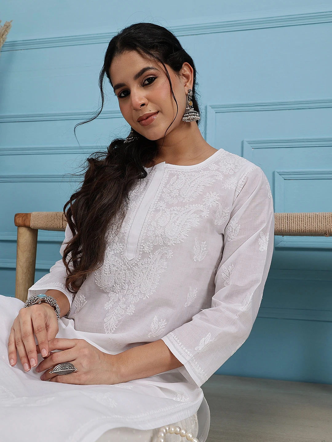 Ada Hand Embroidered White Cotton Lucknowi Chikankari Straight Kurta A100292