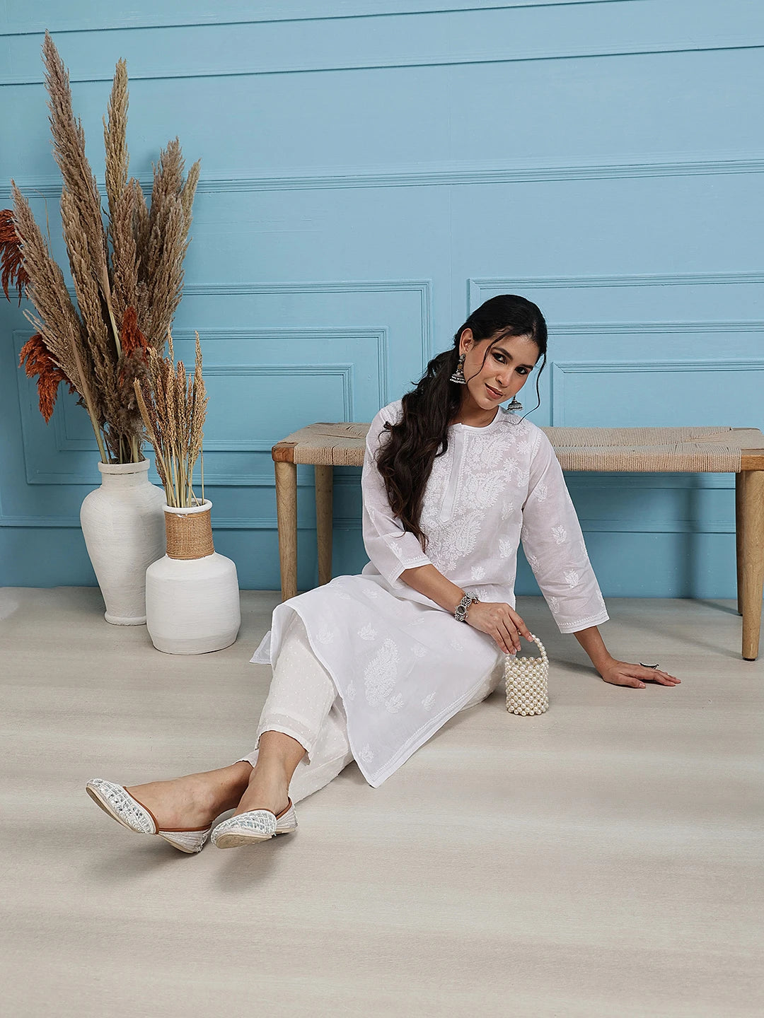 Ada Hand Embroidered White Cotton Lucknowi Chikankari Straight Kurta A100292