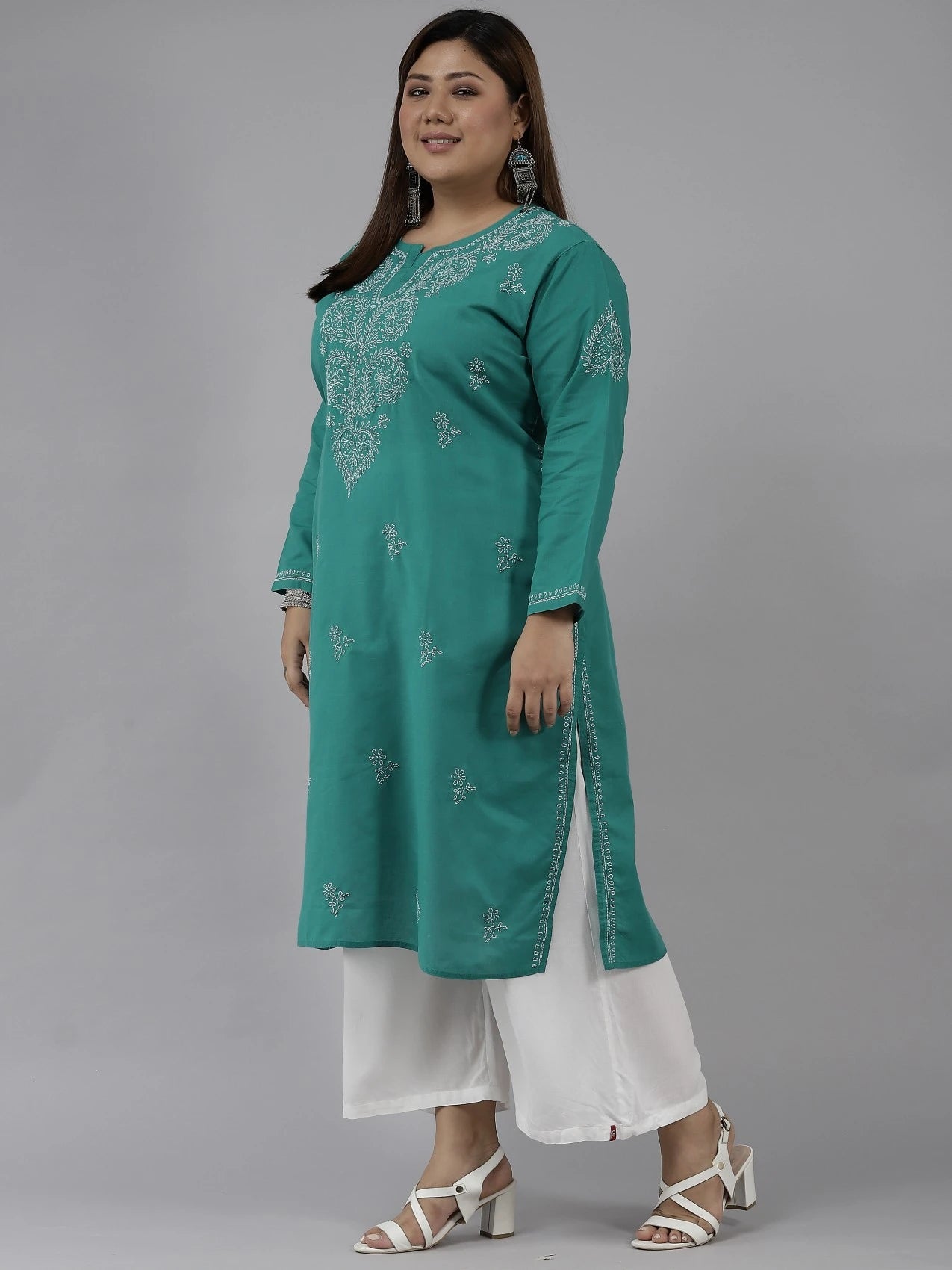 Ada Hand Embroidered Green Cotton Lucknowi Chikankari Straight Kurta A411311